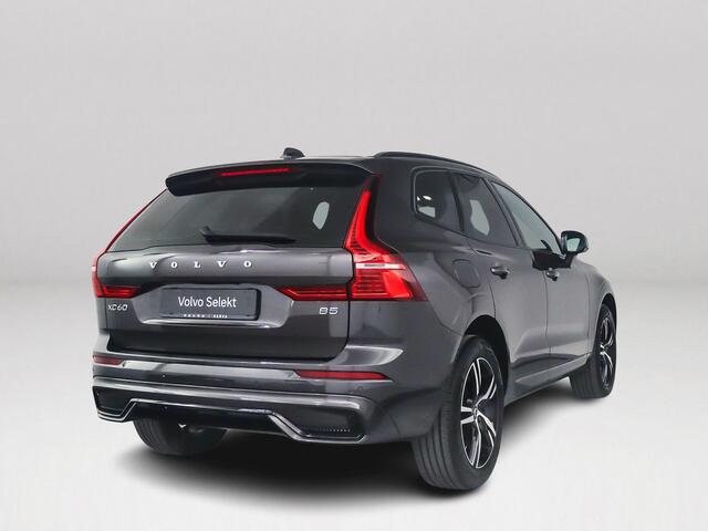 Volvo XC60 B5 R-Design | Panoramadak | Parkeercamera | Harman Kardon | Head-up display | Stoel- en Stuurverwarming | Trekhaak