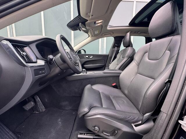 Volvo XC60 2.0 T6 Plug-in hybrid AWD Plus Dark | Pano | ACC | Leer