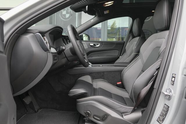Volvo XC60 2.0 T8 455pk Plus Black edition Panoramadak *BTW* Styling pack 22" LMV Harman/Kardon Bomvol!!