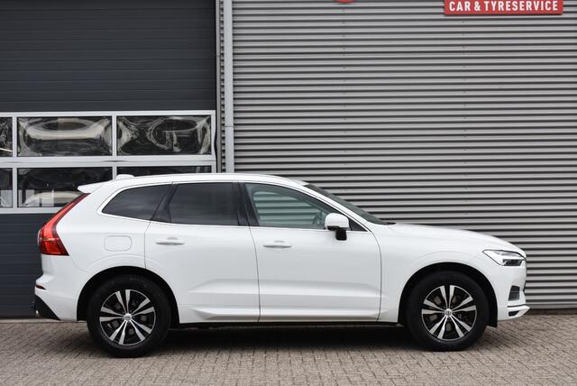 Volvo XC60 2.0 B4 MOMENTUM / 100% ONDERHOUDEN / CARPLAY / STOELVERW. / AFN. TREKH.