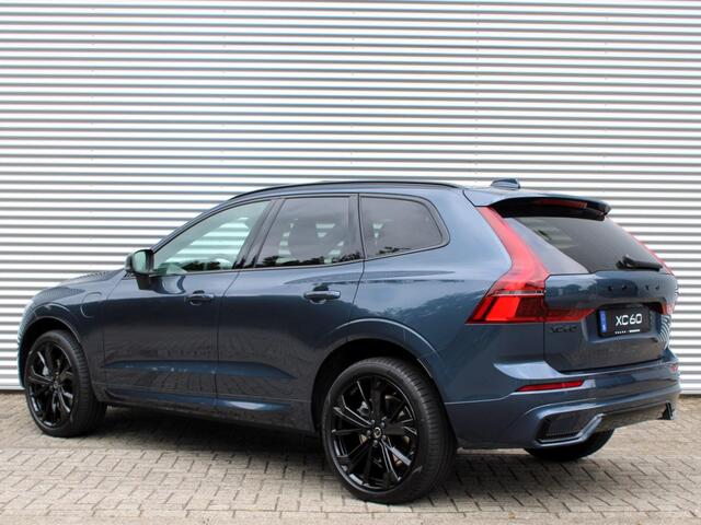 Volvo XC60 2.0 T6 Plug-in hybrid AWD Ultra Black Edition Automaat / Panoramadak / Luchtvering / 360* camera / Trekhaak