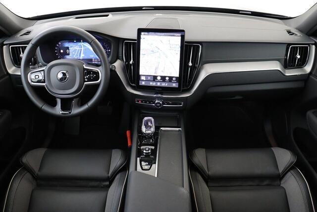 Volvo XC60 II T6 PLUG-IN HYBRID AWD ULTRA BLACK EDITION -PANO.DAK|HARMAN/KARDON|LUCHTVERING|360°CAM|HEAD-UP DISP.|PRIVACY.GLAS|TREKHAAK|21"|SoH:100%