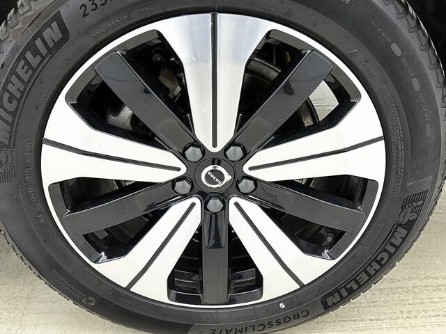 Volvo XC60 2.0 T6 Plug-in hybrid AWD Plus Dark Pano, Trekhaak, Memory