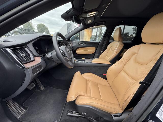 Volvo XC60 2.0 T6 Plug-in hybrid AWD Ultimate Bright Panorama dak, Leder, Stoelkoeling/ Massage/ verwarming/ memory, Luchtvering, Head-up, ACC Actieve cruise control, Harman Kardon, Keyless go, 360 Camera's, Stuur verwarmd, LMV 22''.