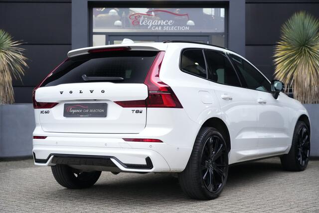 Volvo XC60 2.0 T8 Plug-in hybrid AWD Plus Black Edition | Panoramadak | HUD | 360 Camera | Volvo XC60 2.0 T8 Plug-in Hybrid AWD Black Edition met 2.0 viercilinder plug-in hybride aandrijflijn en 455 PK, voorzien van panoramadak head up display