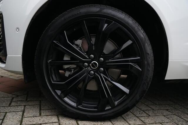 Volvo XC60 2.0 T8 Plug-in hybrid AWD Plus Black Edition | Panoramadak | HUD | 360 Camera | Volvo XC60 2.0 T8 Plug-in Hybrid AWD Black Edition met 2.0 viercilinder plug-in hybride aandrijflijn en 455 PK, voorzien van panoramadak head up display