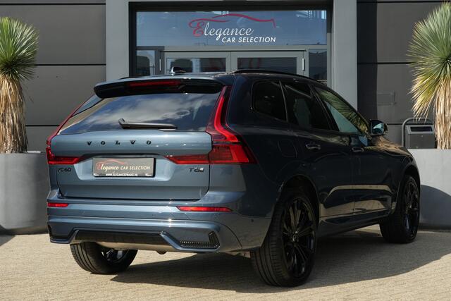 Volvo XC60 2.0 T6 Plug-in hybrid AWD Plus Black Edition | Trekhaak | Panoramadak | HUD Volvo XC60 2.0 T6 Plug-in Hybrid AWD Plus Black Edition met 2.0 viercilinder plug-in hybride aandrijflijn en 350 PK, voorzien van elektrisch glazen panoramadak, Harman Kardon premium audiosy