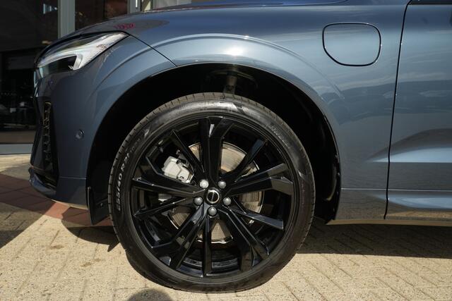 Volvo XC60 2.0 T6 Plug-in hybrid AWD Plus Black Edition | Panoramadak | HUD | Trekhaak Volvo XC60 2.0 T6 Plug-in Hybrid AWD Plus Black Edition met 2.0 viercilinder plug-in hybride aandrijflijn en 350 PK, voorzien van elektrisch glazen panoramadak, Harman Kardon premium audiosy