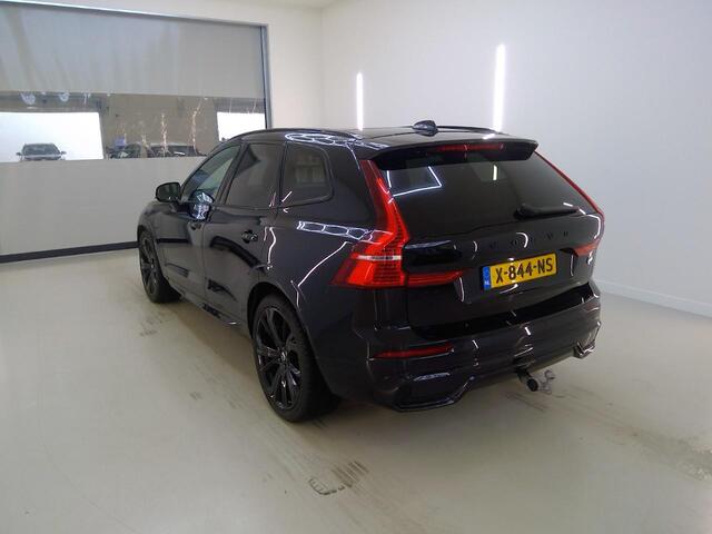 Volvo XC60 2.0 T8 PHEV AWD Ultimate Black Edition NL-AUTO | PANO | HUD | TREKH. | 360° CAM