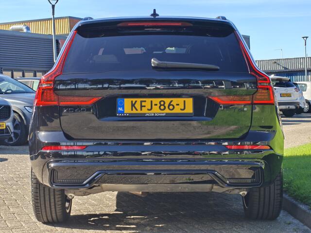 Volvo XC60 T6 350PK AWD Ultra Black Edition | Facelift | Schuif/kantel dak | H & K Audio | BLIS | 360 Camera