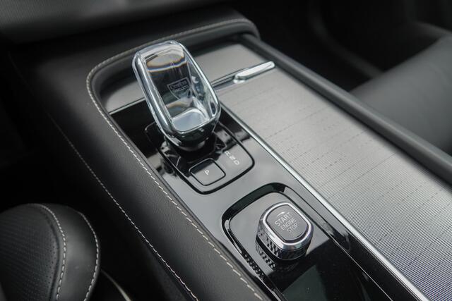 Volvo XC90 T8 Recharge 455Pk | Ultimate Dark | 7-Persoons | AWD | Long Range