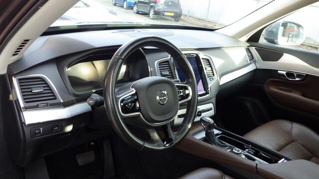 Volvo XC90 2.0 T5 261PK AWD automaat Momentum (Led/Volledig lederen bekledi