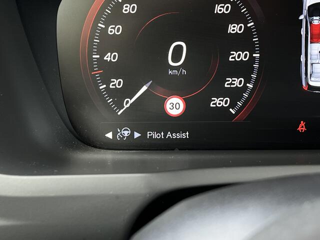 Volvo XC90 2.0 T8 Twin Engine AWD R-Design facelift | 22'' | Harman/Kardon | Memory | Pano | Pilot Assist | Trekhaak
