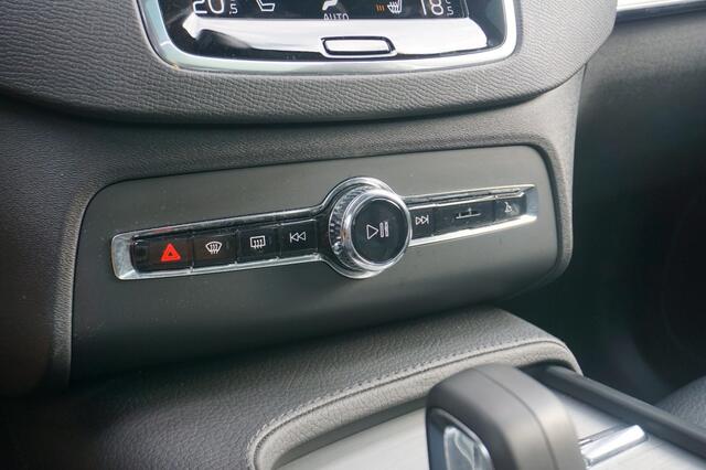 Volvo XC90 2.0 T8 INSCRIPTION RECHARGE PLUG-IN HYBRID AWD