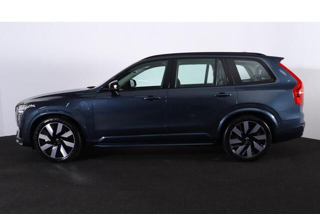 Volvo XC90 T8 Recharge AWD Ultimate Dark - Luchtvering - Panorama/schuifdak - IntelliSafe Assist & Surround - 360° Camera - Verwarmde voorstoelen, stuur & achterbank - Parkeersensoren voor & achter - Elektr. bedienb. voorstoelen met geheugen - Draadloze tel. lader -
