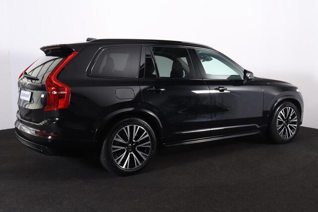 Volvo XC90 T8 Recharge AWD Ultimate Dark - LONG RANGE - Luchtvering - Panorama/schuifdak - IntelliSafe Assist & Surround - 360° Camera - Harman/Kardon audio - Adaptieve LED koplampen - Verwarmde voorstoelen, stuur & achterbank - Parkeersensoren voor & achter - Elekt