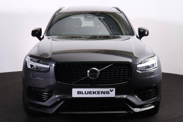 Volvo XC90 T8 Recharge AWD Ultimate Dark - LONG RANGE - Luchtvering - Panorama/schuifdak - IntelliSafe Assist & Surround - Bowers & Wilkins audio - 360º Camera - Verwarmde voorstoelen, stuur & achterbank - Parkeersensoren voor & achter - Elektr. bedienb. voorstoelen