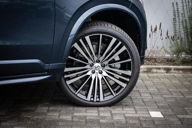 Volvo XC90 Recharge T8 Ultimate Dark | Panoramadak | Stoelgeheugen | Adaptive cruise control | Dodehoekassistent | Keyless entry | Head-up display |
