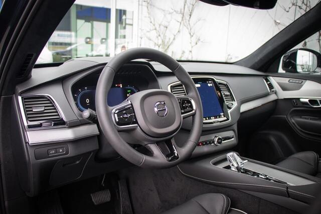 Volvo XC90 Recharge T8 Ultimate Dark | Panoramadak | Stoelgeheugen | Adaptive cruise control | Dodehoekassistent | Keyless entry | Head-up display |