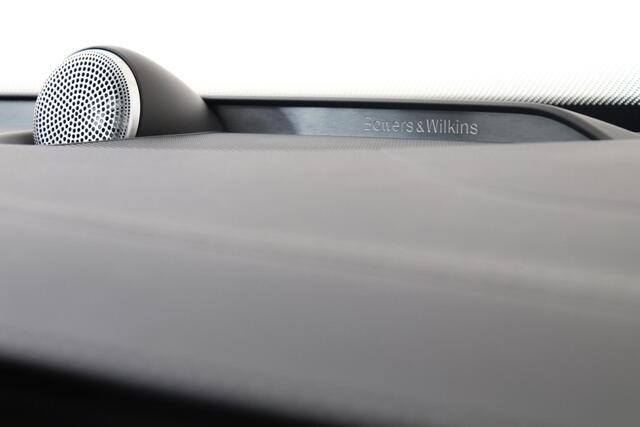 Volvo XC90 T8 PLUG-IN HYBRID AWD ULTRA DARK -PANO.DAK|360°CAM|BOWERS&WILKINS|LUCHTVERING|TREKHAAK|22"