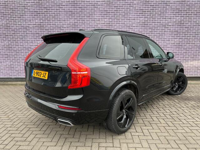 Volvo XC90 T8 Recharge AWD R-Design | Schuif-Kanteldak | Luchtvering | 360 Camera | Head-Up Display | Harman Kardon Audio | BLIS | Stoel voor en achter-/Stuurverwarming | Standkachel