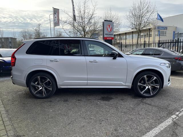 Volvo XC90 2.0 T8 Recharge AWD R-Design 7P // LEDER-ALCANTARA // 360 CAMERA // FULL LED // SCHUIF-KANTELDAK // HARMAN KARDON // WEGKLAPBARE TREKHAAK //