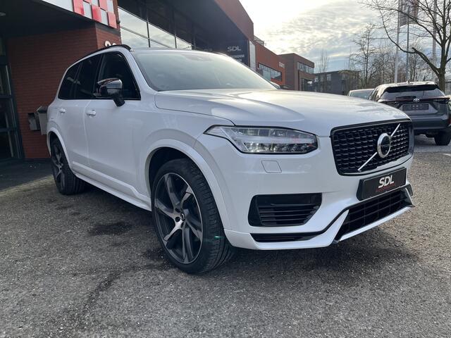 Volvo XC90 2.0 T8 Recharge AWD R-Design 7P // LEDER-ALCANTARA // 360 CAMERA // FULL LED // SCHUIF-KANTELDAK // HARMAN KARDON // WEGKLAPBARE TREKHAAK //