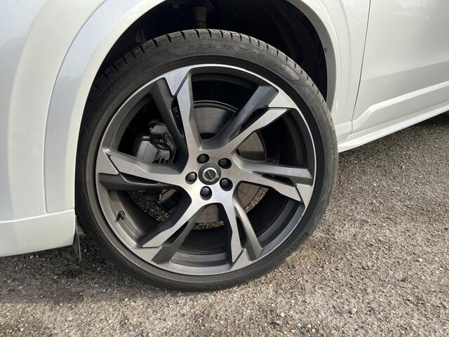 Volvo XC90 2.0 T8 Recharge AWD R-Design 7P // LEDER-ALCANTARA // 360 CAMERA // FULL LED // SCHUIF-KANTELDAK // HARMAN KARDON // WEGKLAPBARE TREKHAAK //
