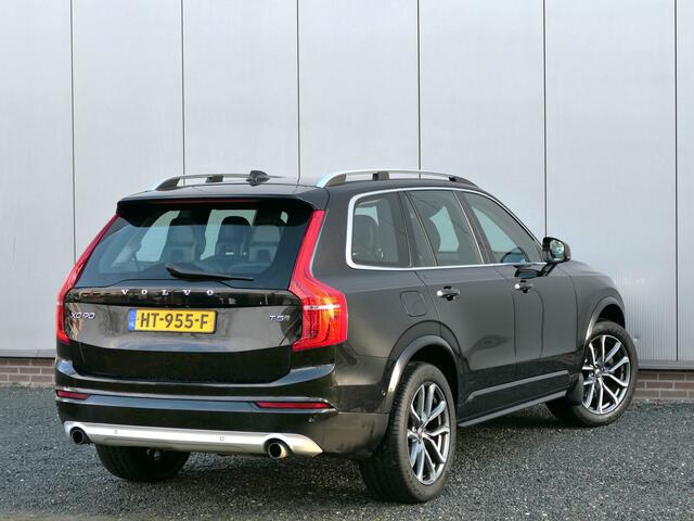 Volvo XC90 T5 AWD Momentum 12 MND garantie 7-zits Leer / Navi / DAB+ / Trekhaak