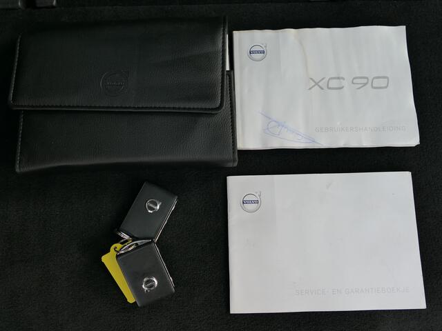 Volvo XC90 T5 AWD Momentum 12 MND garantie 7-zits Leer / Navi / DAB+ / Trekhaak