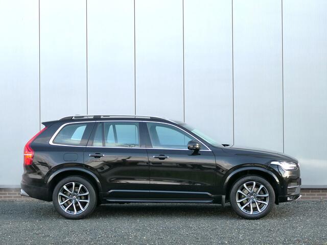 Volvo XC90 T5 AWD Momentum 12 MND garantie 7-zits Leer / Navi / DAB+ / Trekhaak