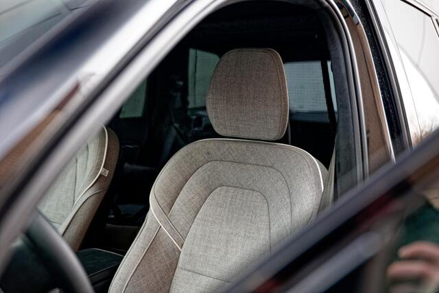 Volvo XC90 2.0 T8 Recharge AWD Ultimate Dark Special edition, Luchtvering, HUD, Panoramadak, enz