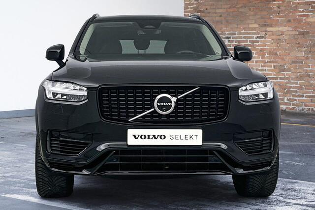 Volvo XC90 T8 Automaat AWD Ultimate Dark | Verwarmbare Voorstoelen | Luchtvering | 360 Graden Camera | Getint Glas Achter | Parkeersensoren | Navigatiesysteem | Trekhaak | Adaptive Cruise Control | Panorama Dak | Electronic Climate Control | Standkachel | Dodehoekde