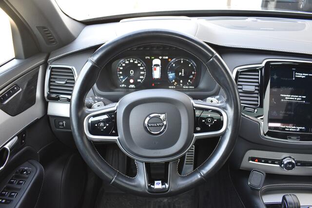 Volvo XC90 2.0 B5 AWD R-Design Intro Edition | Trekhaak | Luchtvering | Stoelen met geheugen | Blis | Pano dak |