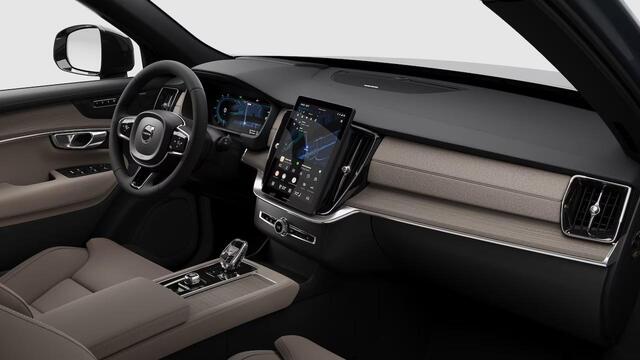 Volvo XC90 2.0 T8 Plug-in hybrid AWD Ultra Dark | Actieve Luchtvering | Extra Getint Glas | Matrix Led Koplampen | Premium Audio by Harman Kardon |