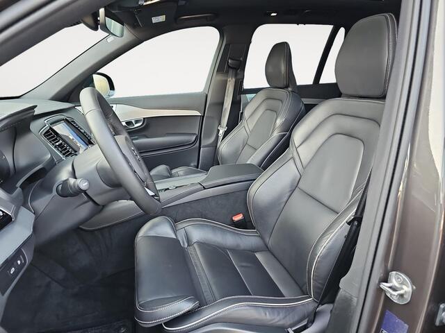 Volvo XC90 2.0 T8 Recharge AWD Ultimate Dark | Luchtvering | Bowers & Wilkins Audio | Trekhaak | Extra getint glas |