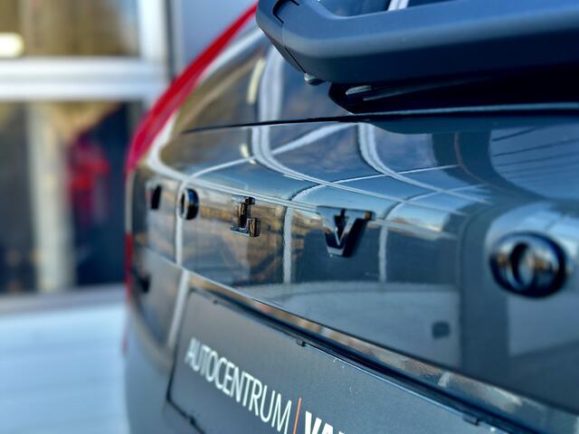 Volvo XC90 2.0 T8 Recharge | AWD | Black Line | Panodak | luchtvering | Massagestoelen | Bruin Leer | 22" | Auto Pilot | Vol opties | Incl BTW