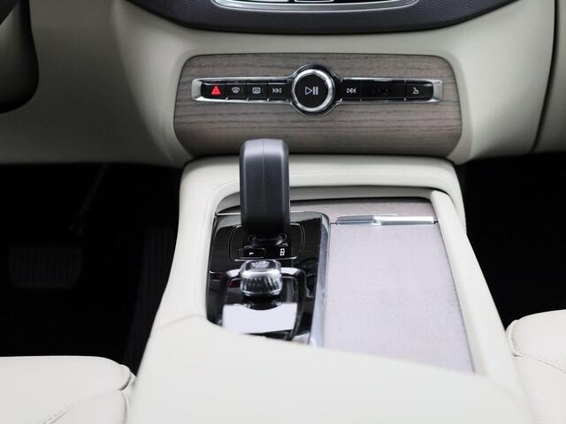 Volvo XC90 2.0 T8 Recharge AWD Core Bright | 7-Zits | Leder | Navigatie | Camera | Stoel/Stuurverwarming