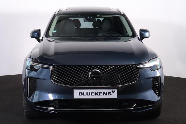 Volvo XC90 T8 Recharge AWD Ultra Bright - LONG RANGE - Luchtvering - Panorama/schuifdak - IntelliSafe Assist & Surround - 360º Camera - Bowers & Wilkins audio - Verwarmde voorstoelen, stuur & achterbank - Parkeersensoren voor & achter - Elektr. bedienb. voorstoelen 