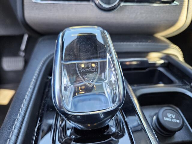 Volvo XC90 T8 Recharge AWD Inscription Plug In Hybrid 7 Persoons INCL BTW PHEV | Panodak | Trekhaak af Fabriek | Luxe Lederen Sportstoelen Memory | 21"L.M | Head Up | 360 camera | Harman Kardon | Pilot Assist |