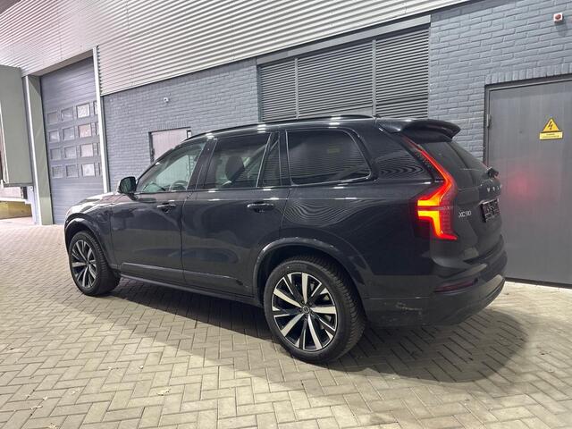 Volvo XC90 T8 Plug-in hybrid Ultra Dark | FACELIFT | Luchtvering | Trekhaak | Massage+Ventilatie | Panoramadak | Head-Up | 360° Camera