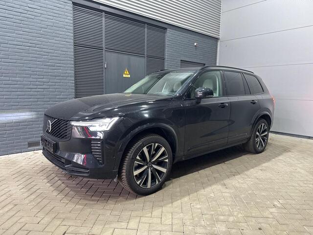 Volvo XC90 T8 Plug-in hybrid Ultra Dark | FACELIFT | Luchtvering | Trekhaak | Massage+Ventilatie | Panoramadak | Head-Up | 360° Camera