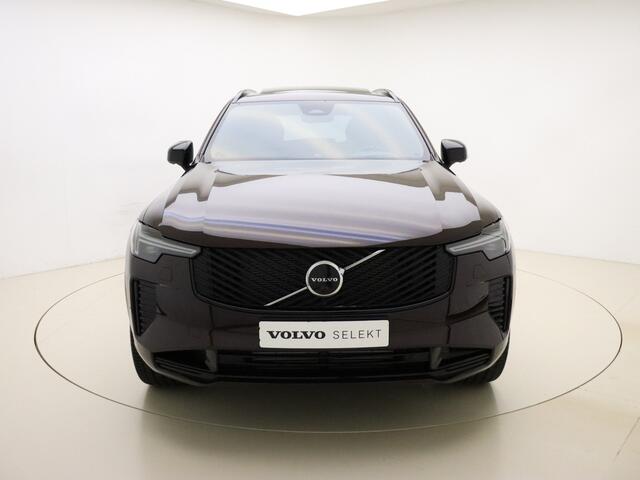 Volvo XC90 T8 Plug-in hybrid AWD Ultra Dark / NIEUW / FACELIFT! / DIRECT LEVERBAAR / B&W AUDIO / MASAGE / LUCHTVERING / 21'' / POLESTAR TUNING /