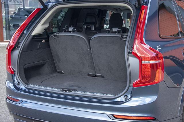 Volvo XC90 2.0 T8 PLUG-IN HYBRID AWD ULTRA DARK