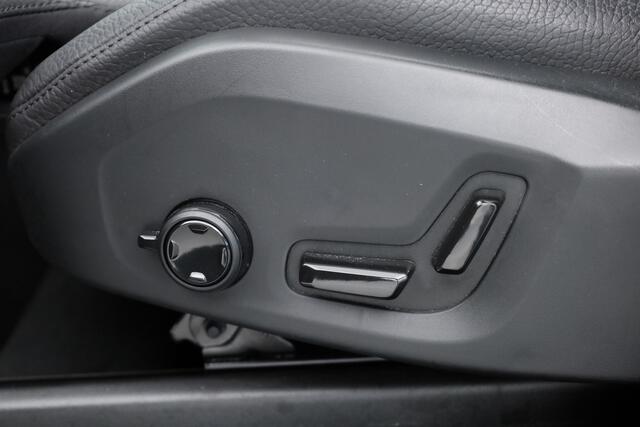 Volvo XC90 T8 Plug-in hybrid Plus Dark | Pano | 360cam | Memory seats | H&K | Elek. Trekhaak | Stoel- Stuurverw.