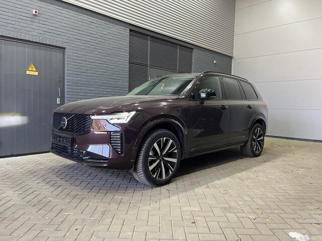 Volvo XC90 T8 Plug-in hybrid Ultra Dark | FACELIFT | MULBERRY RED | Luchtvering | Head-Up | Massage | Panoramadak | Trekhaak