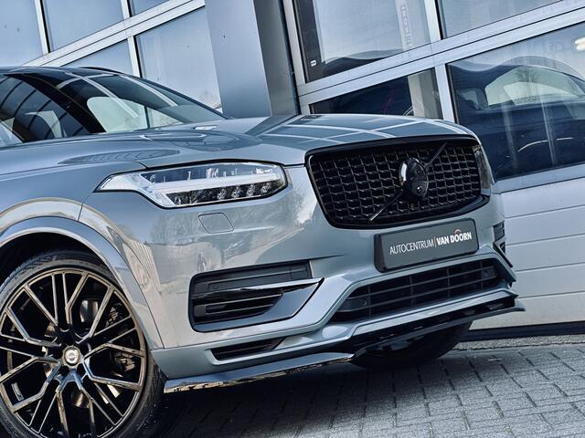 Volvo XC90 T8 Hybrid AWD | Dark Label | Panodak | Luchtvering | 22" | Auto Pilot | Head Up | Elek Trekhaak | Incl btw