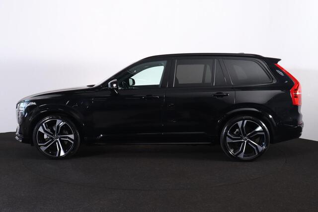 Volvo XC90 T8 Recharge AWD Ultimate Dark - LONG RANGE - Luchtvering - Panorama/schuifdak - IntelliSafe Assist & Surround - 360º Camera - Bowers & Wilkins audio - Adaptieve LED koplampen - Verwarmde voorstoelen, stuur & achterbank - Parkeersensoren voor & achter - Dr