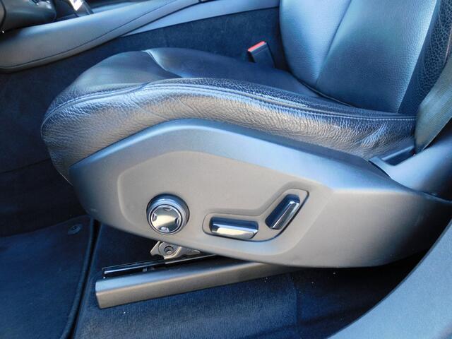 Volvo XC90 2.0 AWD INSCRIPTION GRIJS KENTEKEN! TOPSTAAT! 360 CAM! CARPLAY! BLUETOOTH! NAVI! LEER! TREKHAAK!