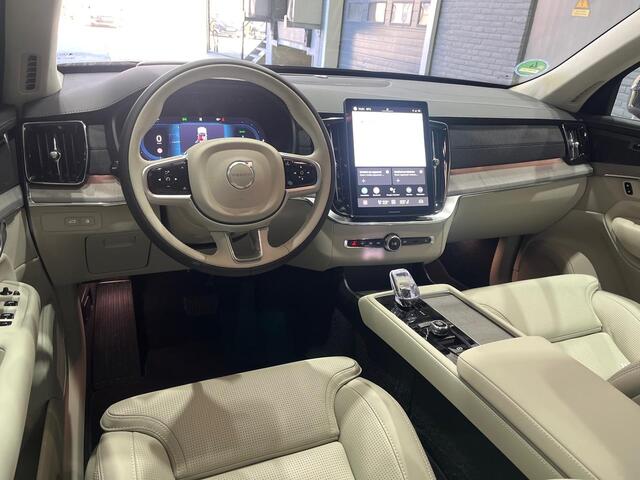 Volvo XC90 T8 Plug-in hybrid Ultra Bright | FACELIFT | Luchtvering | Trekhaak | Massage+Ventilatie | Panoramadak | Head-Up | 360° Camera